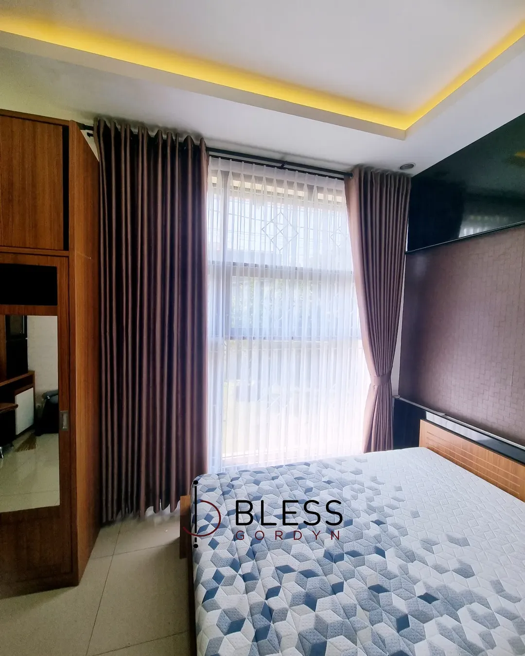 Blackout Kymberli & Vitrase Voil .Percayakan home decor Anda kepada kami! GRATIS KONSULTASI.